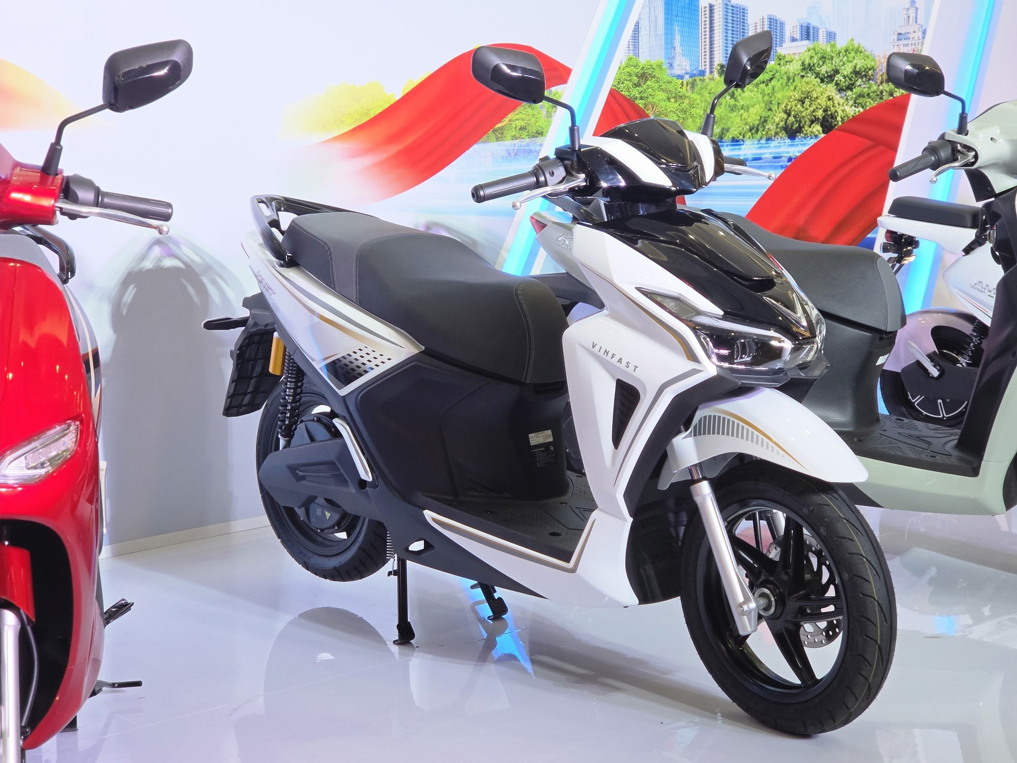 VinFast ra mắt bộ đôi xe máy điện Kyo và Kinet: Lựa chọn mới cho người dùng đô thị